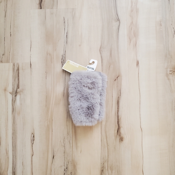 Michael Kors MK Faux Fur Fingerless Hand Warmer Gloves - Grey / Gray - Picture 3 of 3